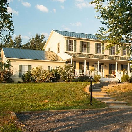 Hillbrook Inn & Spa (Adults Only) Charles Town Exterior photo